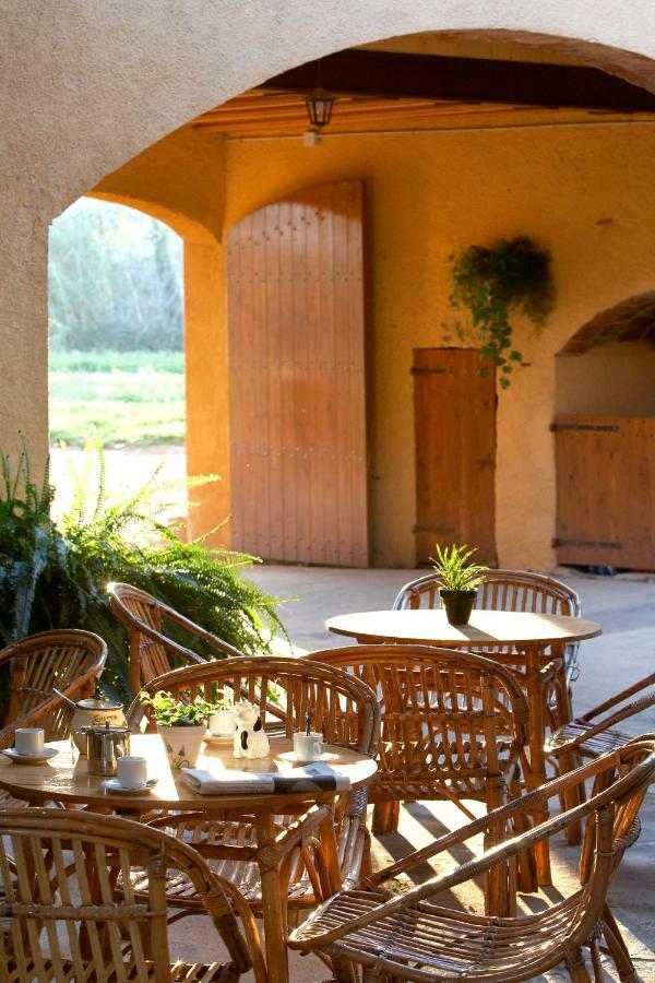 Turisme Rural Ca L,Anguila Guest House Peratallada Ngoại thất bức ảnh