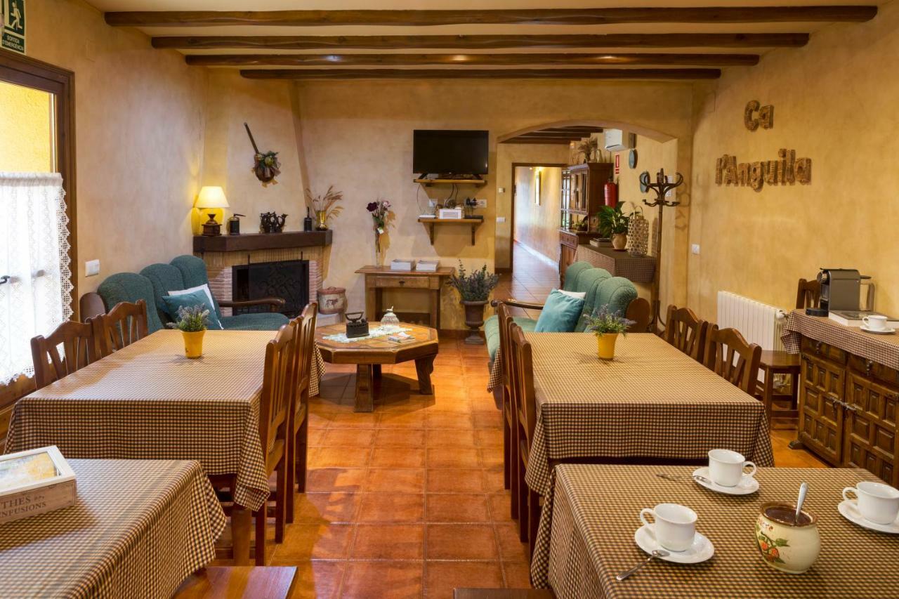 Turisme Rural Ca L,Anguila Guest House Peratallada Ngoại thất bức ảnh
