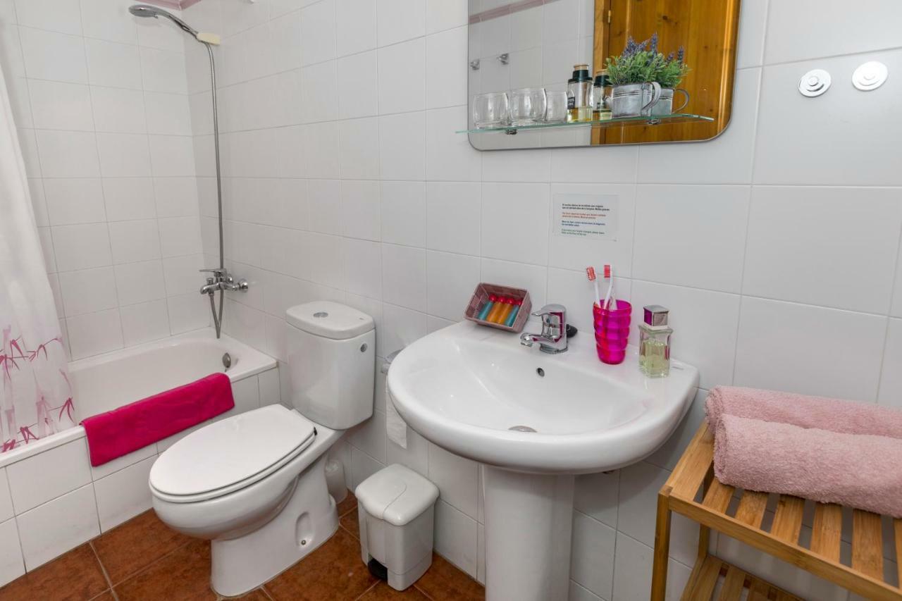 Turisme Rural Ca L,Anguila Guest House Peratallada Ngoại thất bức ảnh