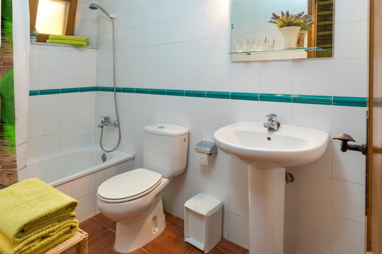 Turisme Rural Ca L,Anguila Guest House Peratallada Ngoại thất bức ảnh